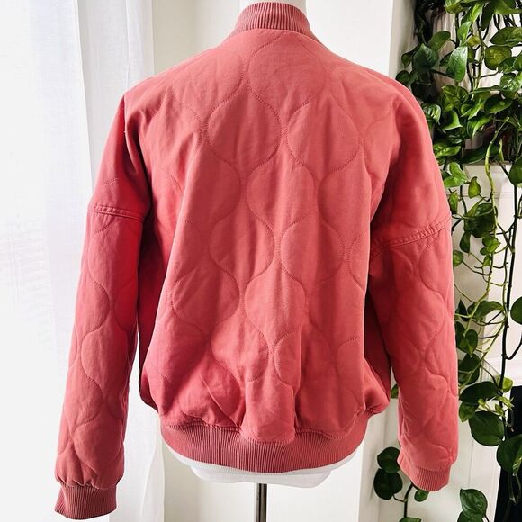 Universal Thread Coral Pink Soft Fluffy Puffer Jacket University Style Sz Medium - Picture 7 of 9
